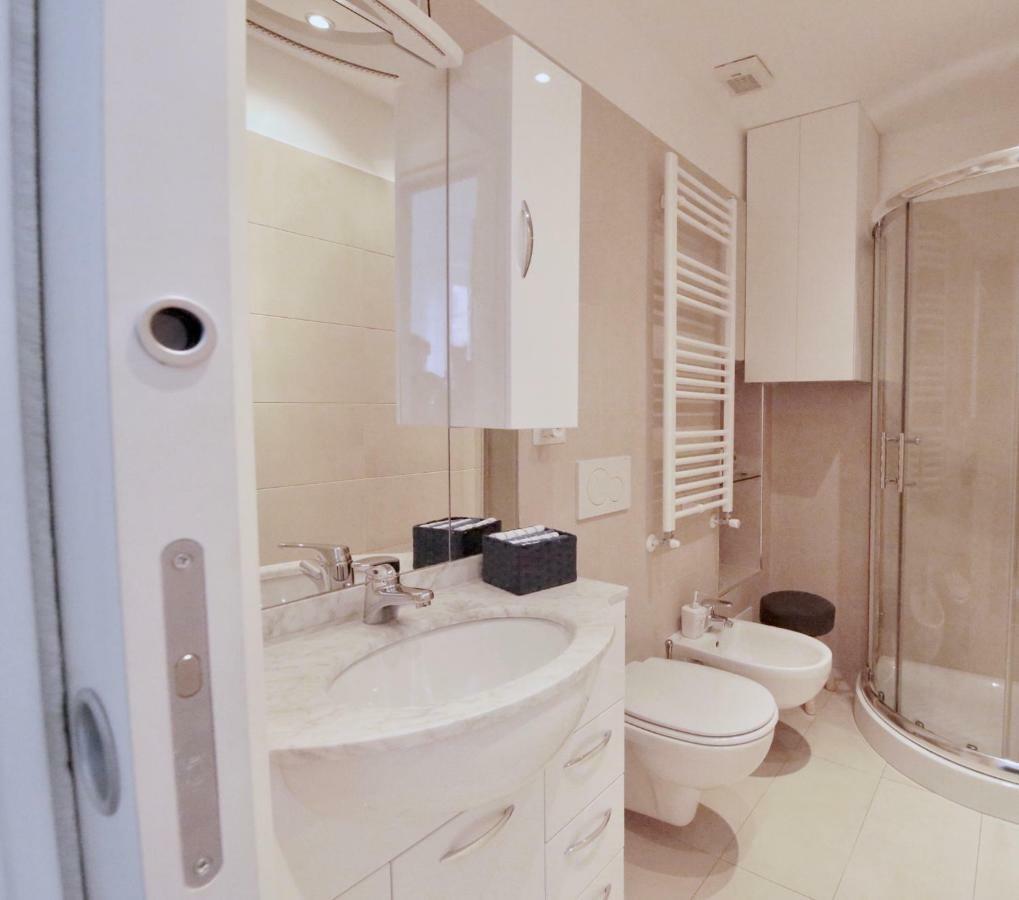 P&D Apartments Navigli Ripa Ticinese มิลาน ภายนอก รูปภาพ